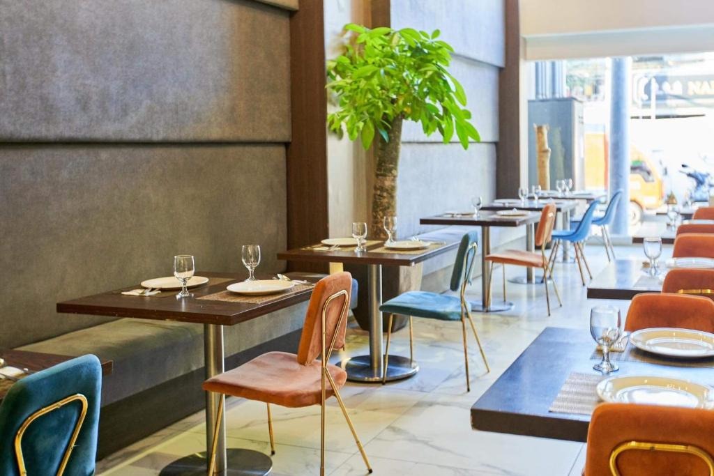 هتل رادما انکور